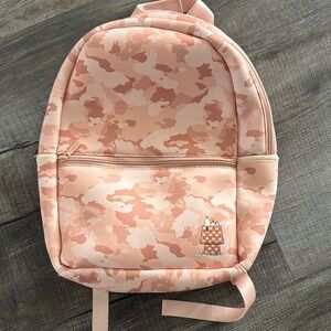 NWT Peanuts Snoopy on Front Peach Camo Backpack Neoprene Comfy  Easter Gift